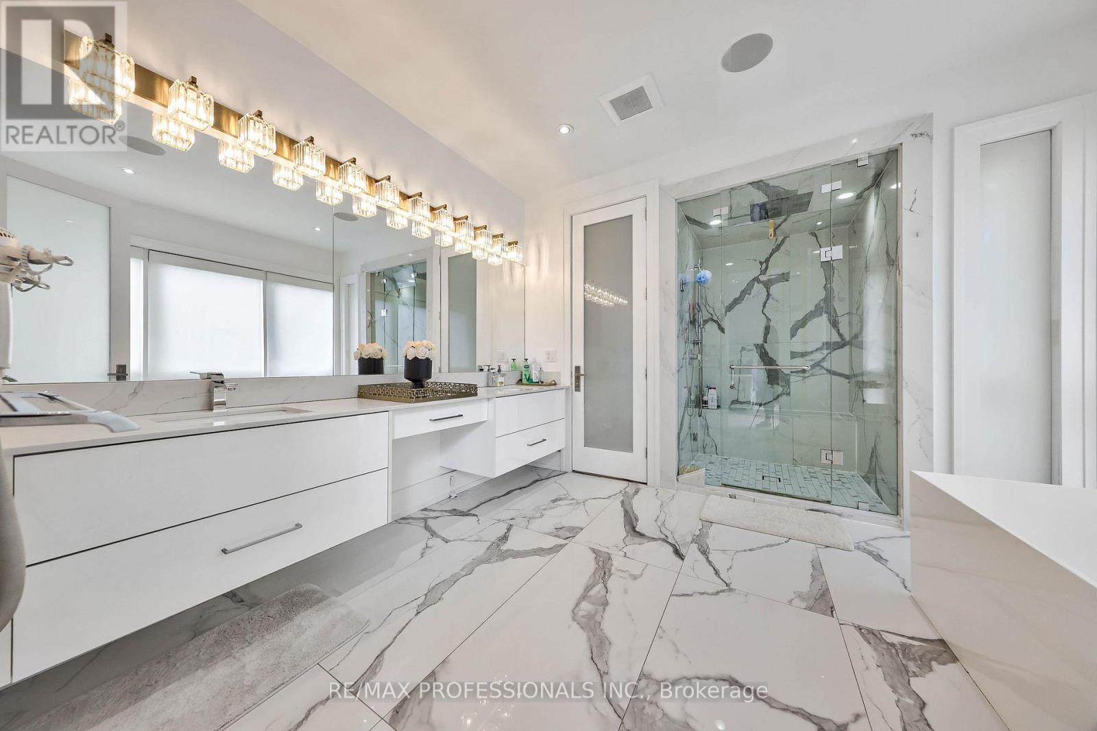 29 Avon Park, Toronto, Ontario  M8Z 3X4 - Photo 27 - W13472178