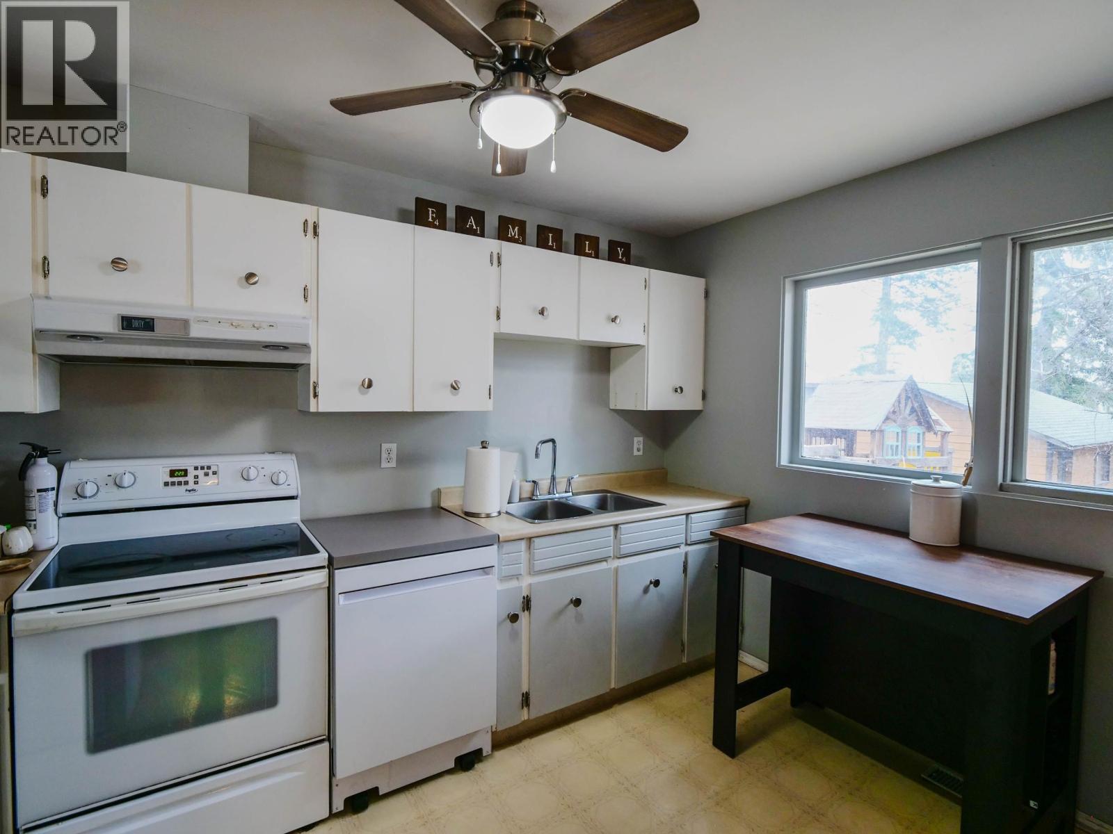 1240 Pentland Crescent, Quesnel, British Columbia  V2J 1N2 - Photo 8 - R3138168