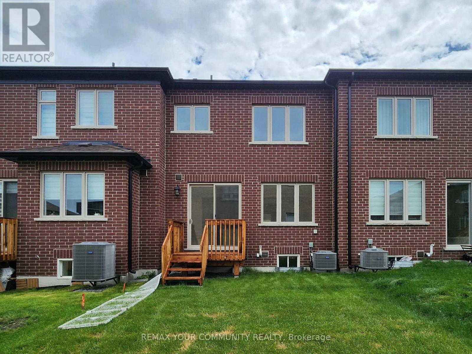 43 Schmeltzer Crescent, Richmond Hill, Ontario  L4E 1K9 - Photo 16 - N13471318