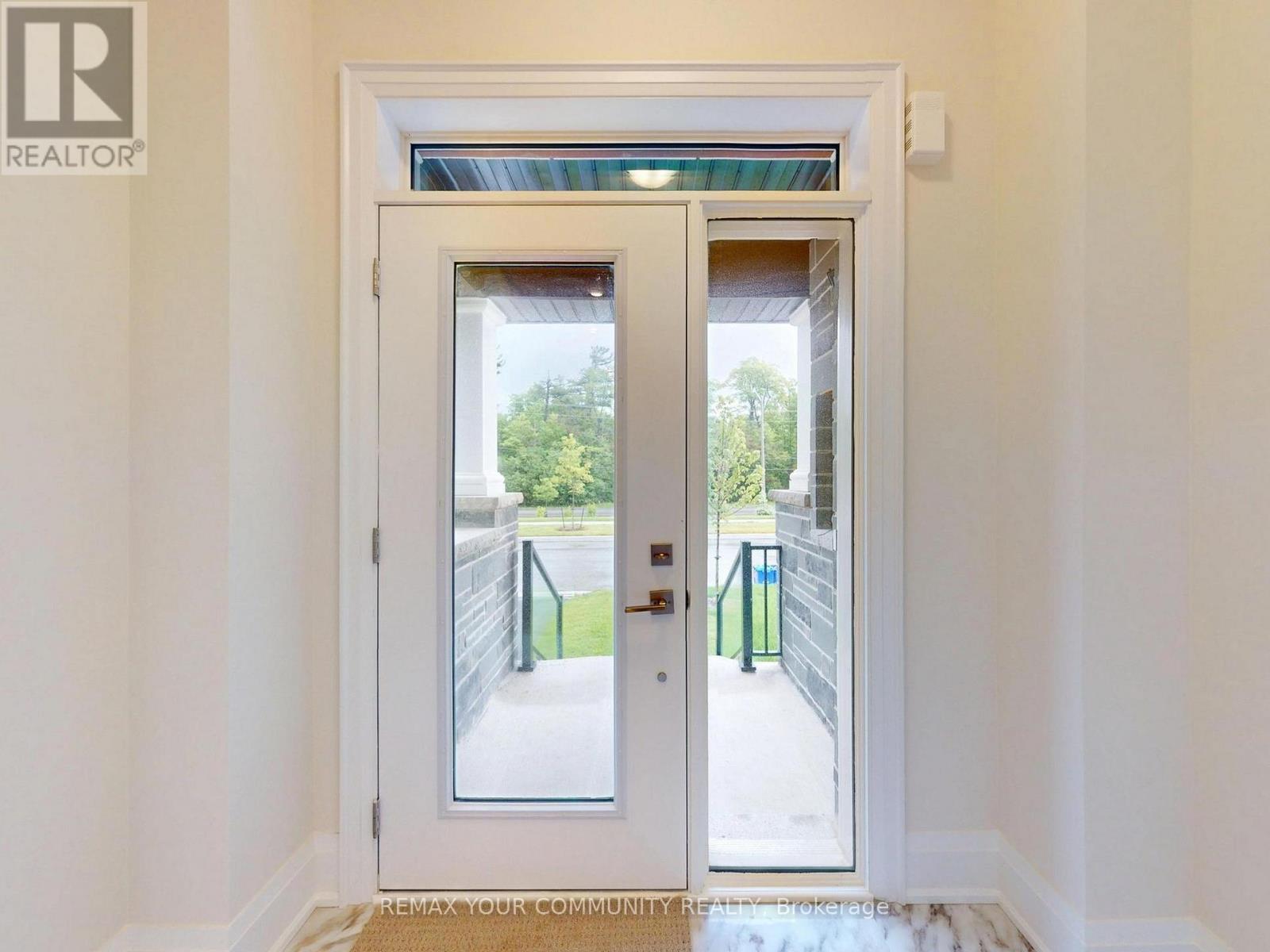 43 Schmeltzer Crescent, Richmond Hill, Ontario  L4E 1K9 - Photo 2 - N13471318