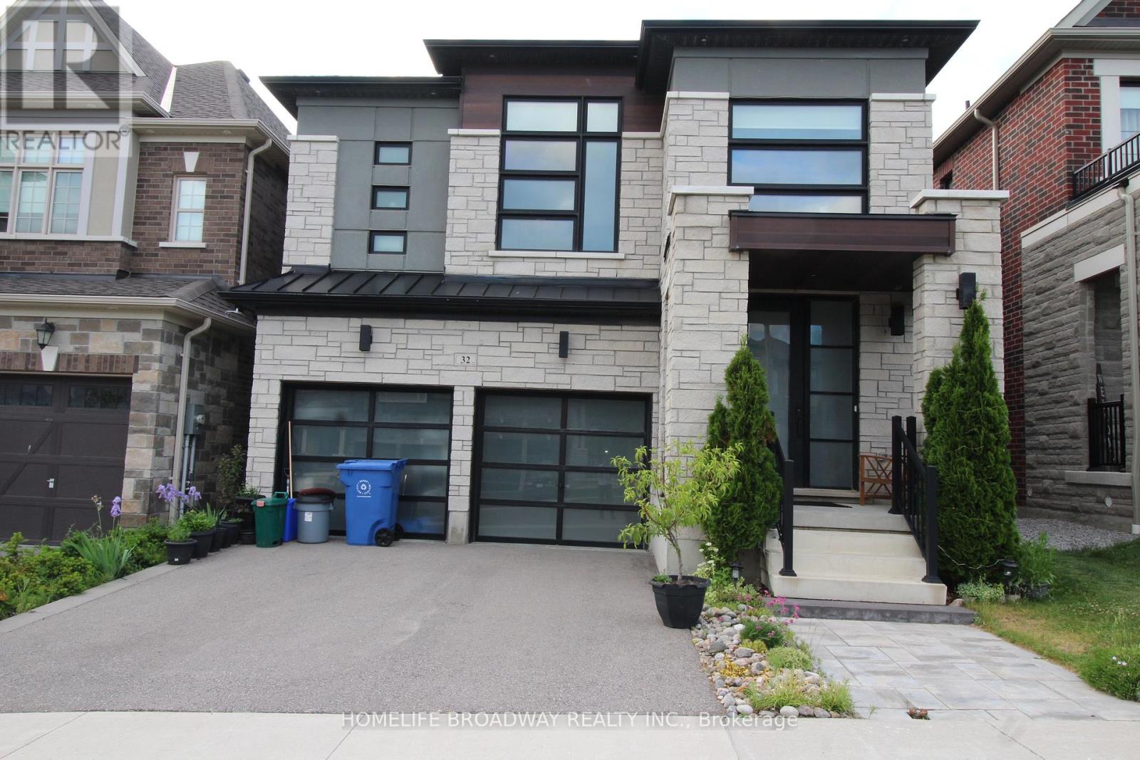 32 MCKEAN DRIVE, Whitchurch-Stouffville, Ontario
