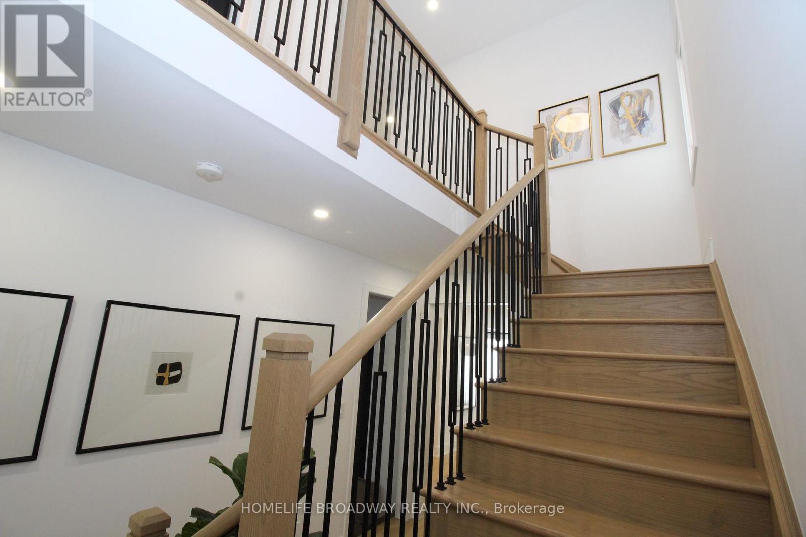 32 Mckean Drive, Whitchurch-Stouffville, Ontario  L4A 0R7 - Photo 13 - N13472224