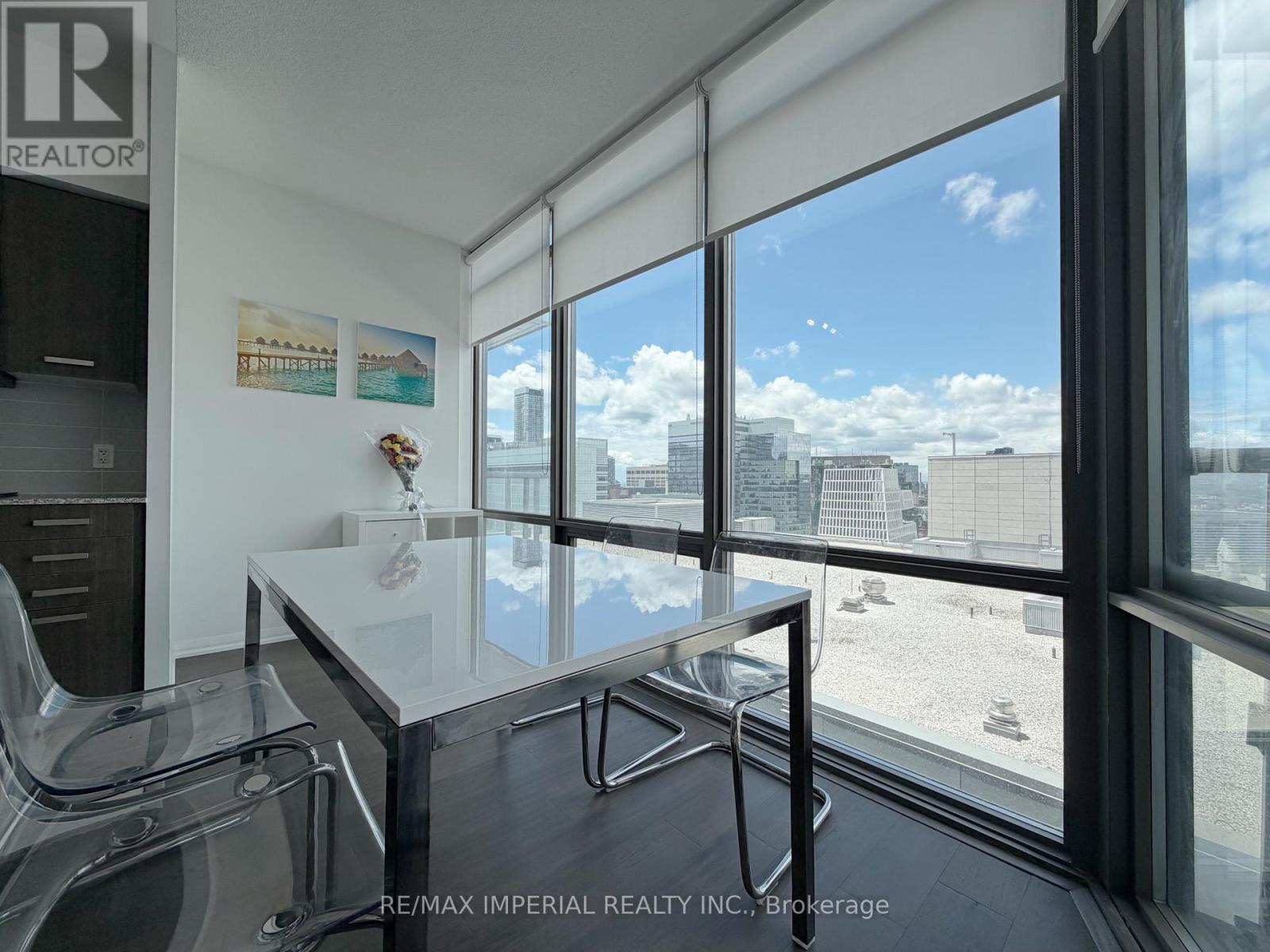 1802 - 832 Bay Street, Toronto, Ontario  M5S 1Z6 - Photo 6 - C13471556