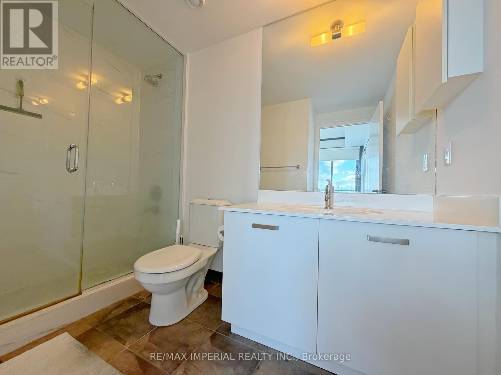 1802 - 832 Bay Street, Toronto, Ontario  M5S 1Z6 - Photo 11 - C13471556
