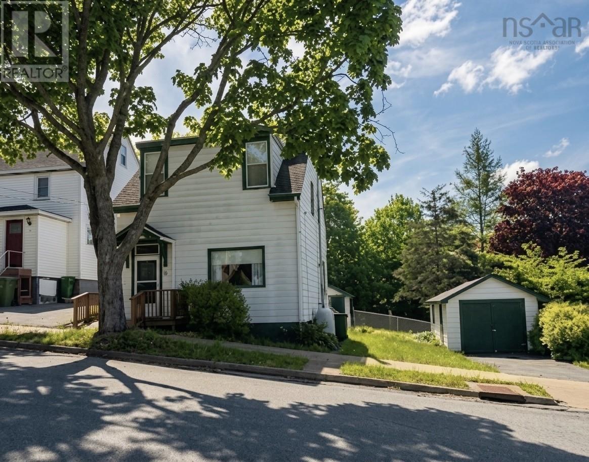 14/16 Maynard Street, Dartmouth, Nova Scotia  B2Y 1V9 - Photo 1 - 202614748