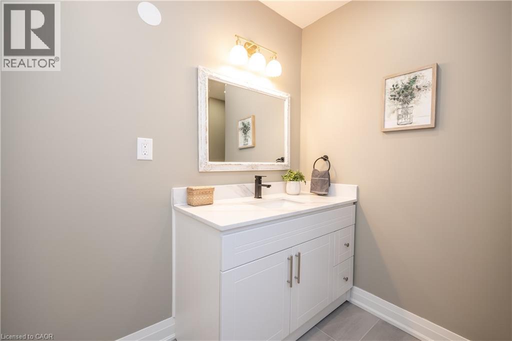 213 Rosslyn Avenue N, Hamilton, Ontario  L8L 7P8 - Photo 23 - 40839777