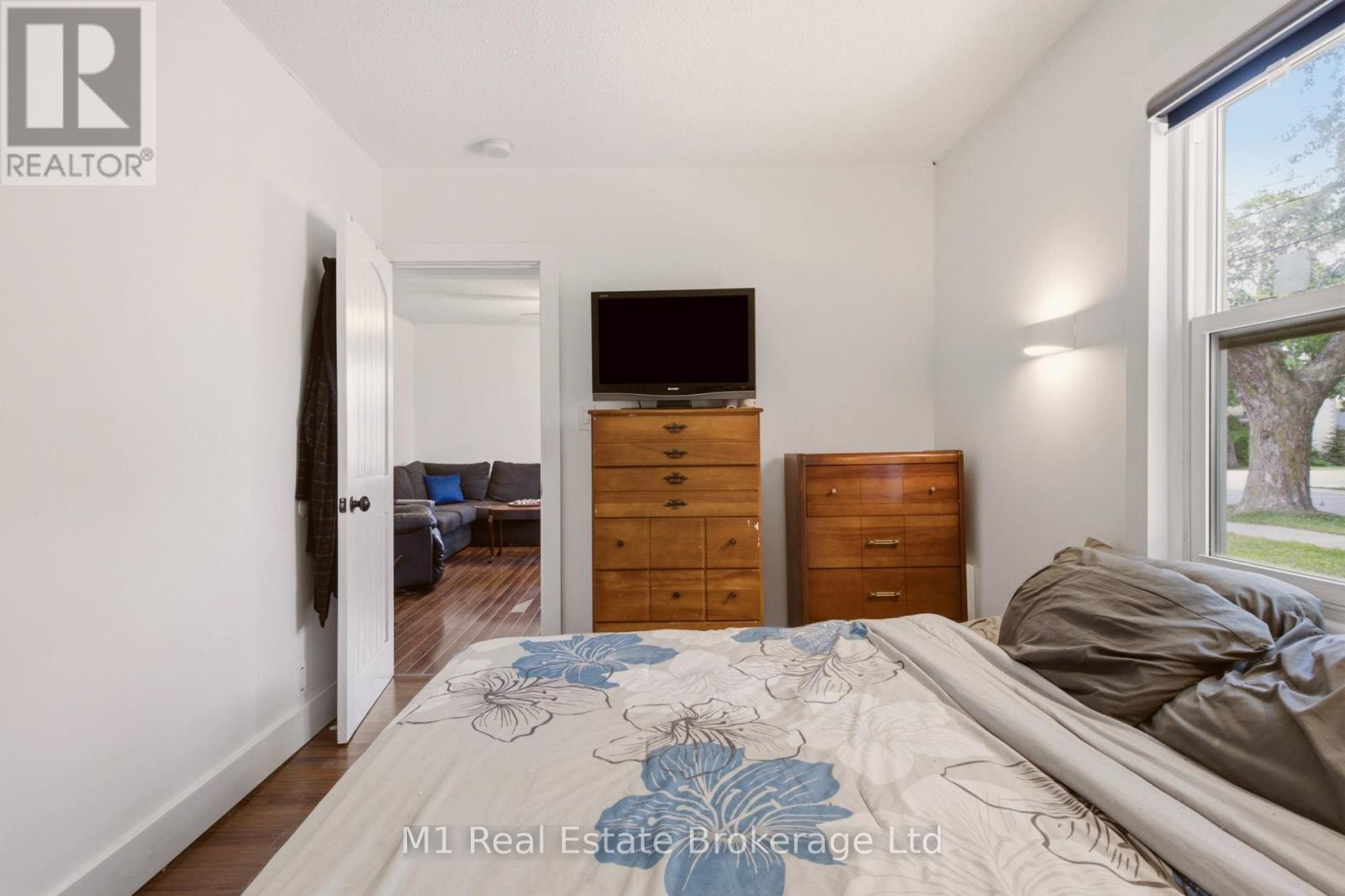 204 King Street E, Wellington North (Mount Forest), Ontario  N0G 2L2 - Photo 15 - X13472268