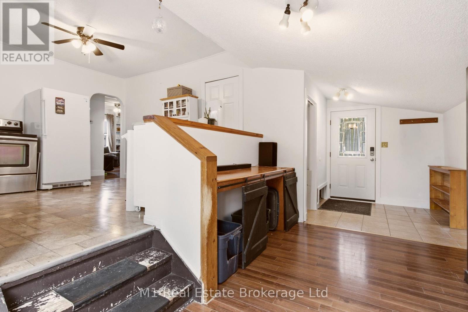 204 King Street E, Wellington North (Mount Forest), Ontario  N0G 2L2 - Photo 18 - X13472268