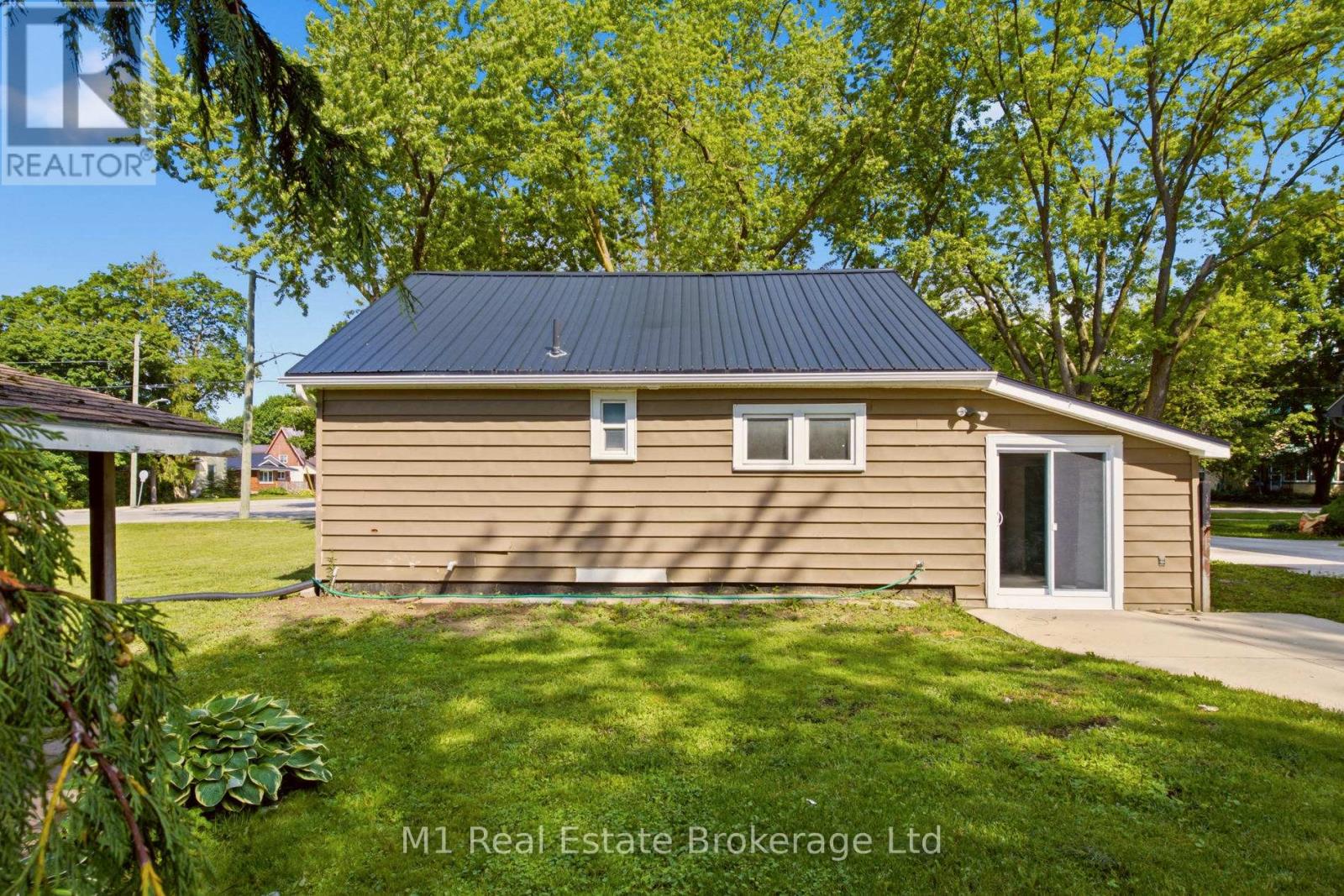 204 King Street E, Wellington North (Mount Forest), Ontario  N0G 2L2 - Photo 30 - X13472268