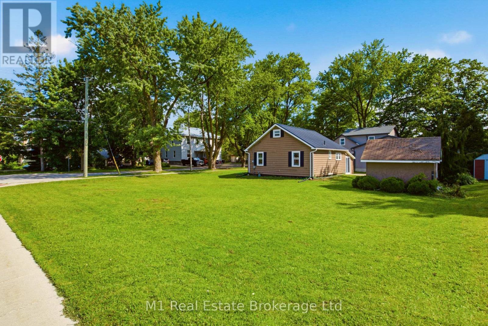 204 King Street E, Wellington North (Mount Forest), Ontario  N0G 2L2 - Photo 32 - X13472268