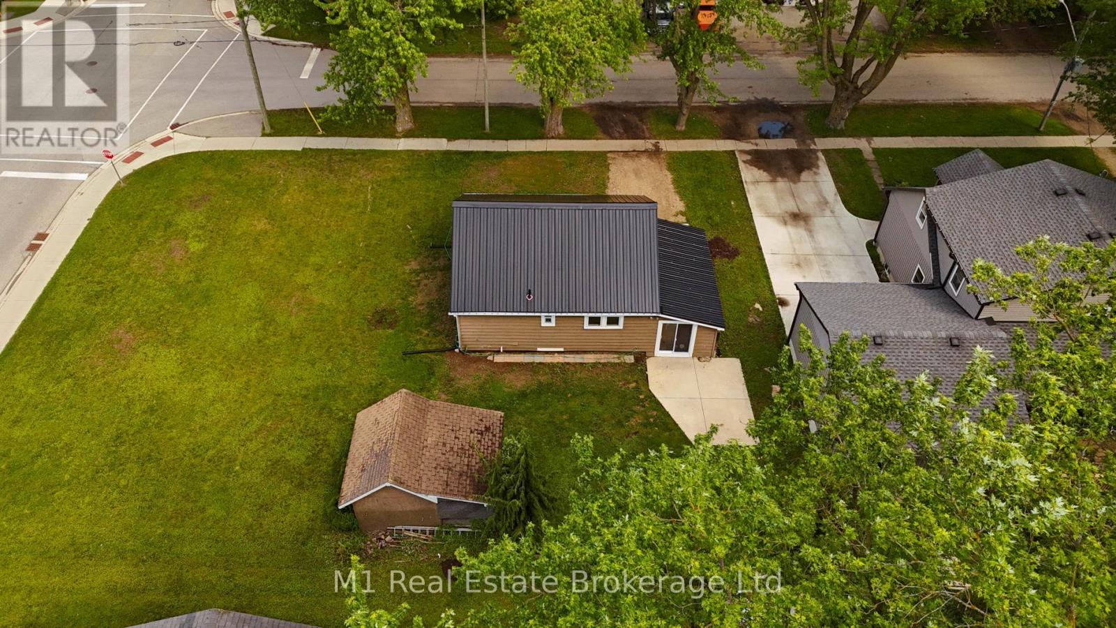 204 King Street E, Wellington North (Mount Forest), Ontario  N0G 2L2 - Photo 35 - X13472268
