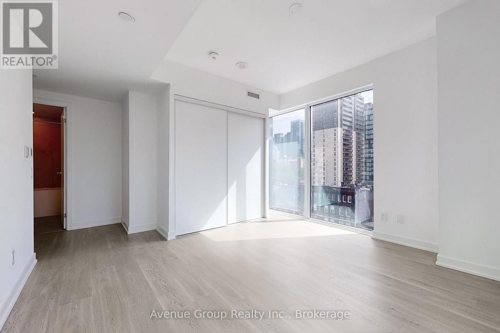 708 - 8 Wellesley Street W, Toronto, Ontario  M4Y 0J5 - Photo 21 - C13472244
