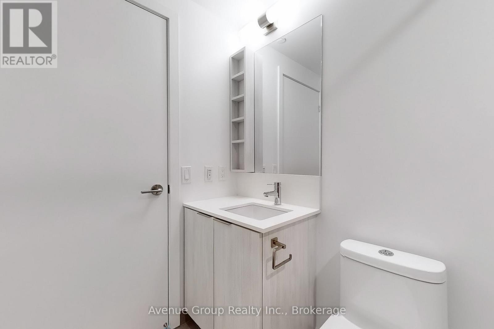 708 - 8 Wellesley Street W, Toronto, Ontario  M4Y 0J5 - Photo 24 - C13472244