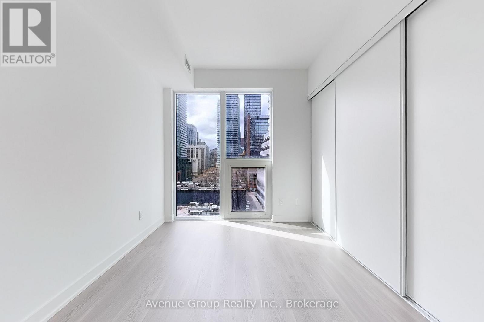 708 - 8 Wellesley Street W, Toronto, Ontario  M4Y 0J5 - Photo 26 - C13472244