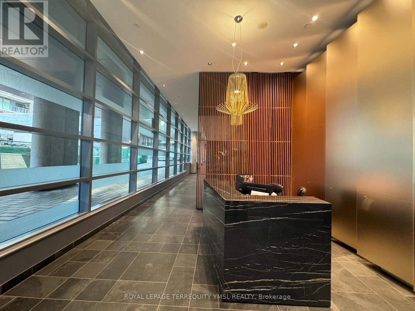 202 - 650 King Street W, Toronto, Ontario  M5V 0H6 - Photo 4 - C13472252