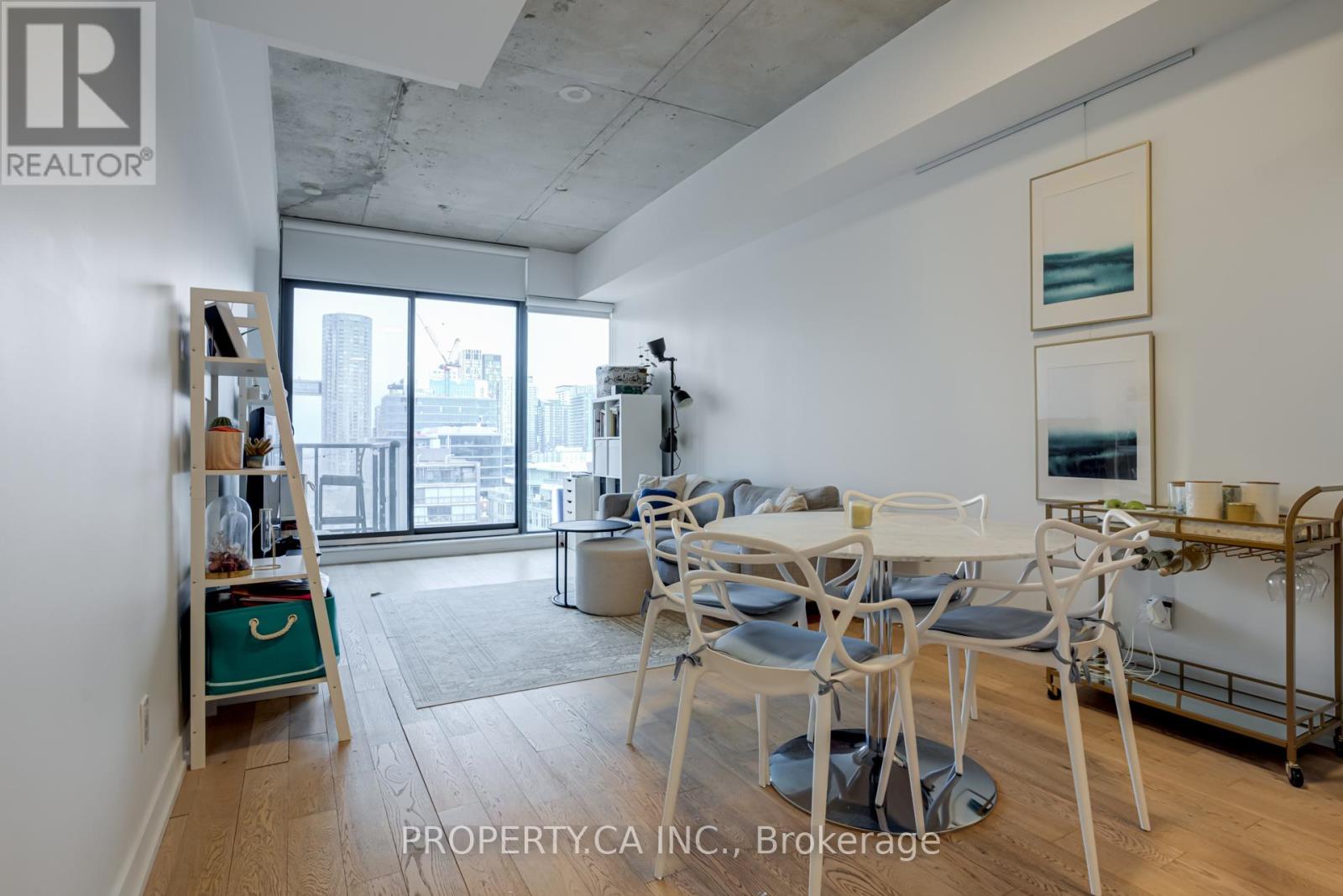 1111 - 560 King Street W, Toronto, Ontario  M5V 1M1 - Photo 3 - C13472258