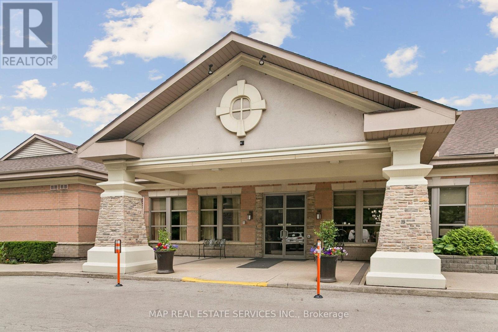 2206 - 100 Burloak Drive, Burlington, Ontario  L7L 6P6 - Photo 2 - W13472238