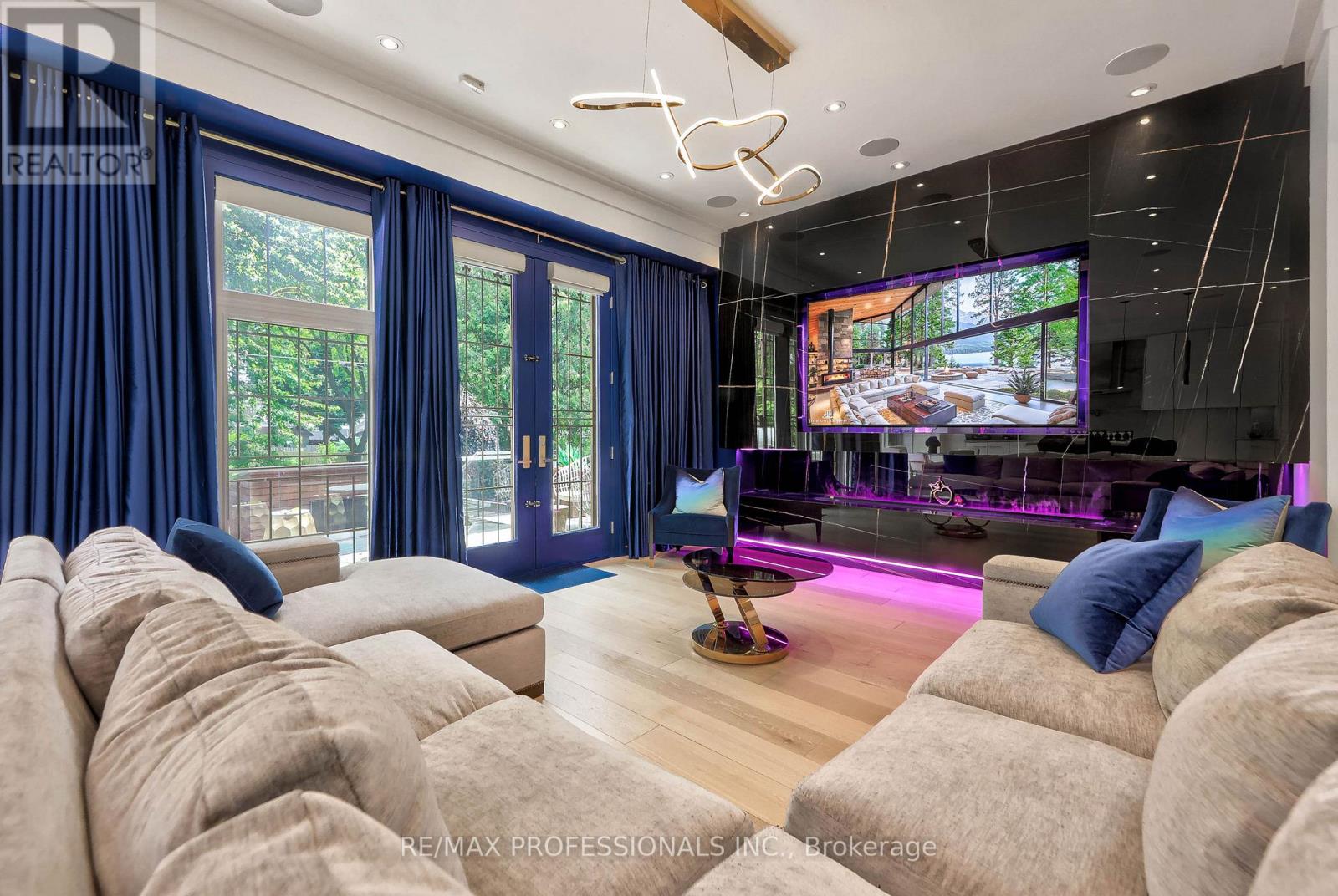 29 Avon Park, Toronto, Ontario  M8Z 3X4 - Photo 12 - W13472178