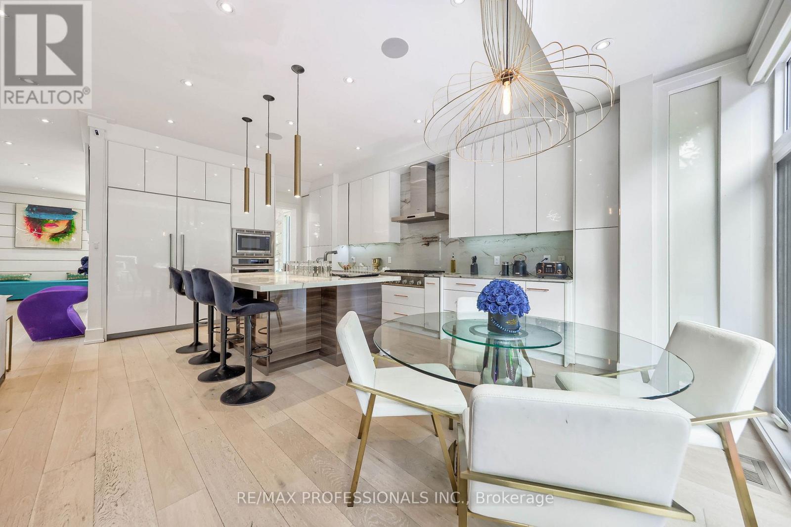 29 Avon Park, Toronto, Ontario  M8Z 3X4 - Photo 17 - W13472178