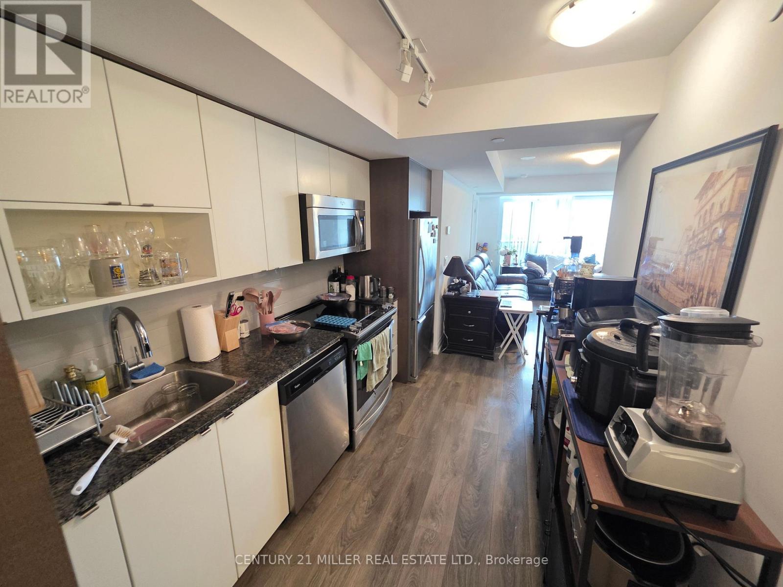 2205 - 9 Valhalla Inn Road, Toronto, Ontario  M9B 0B2 - Photo 11 - W13472284