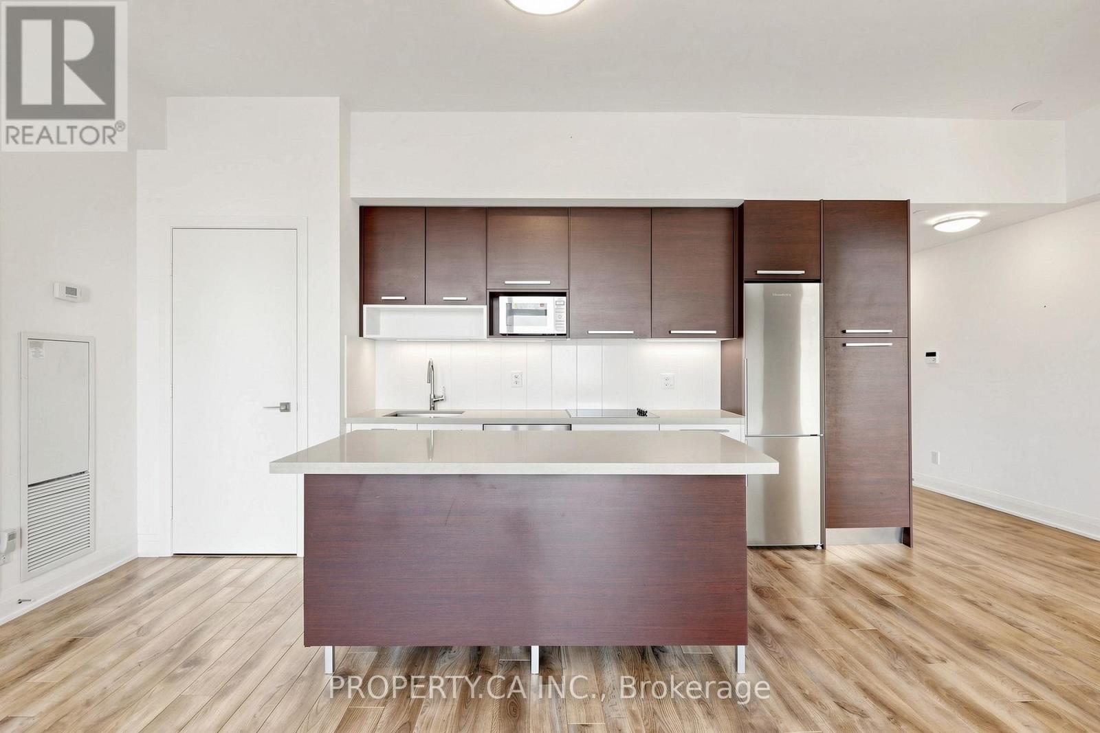 2203 - 36 Park Lawn Road, Toronto, Ontario  M8V 0E5 - Photo 11 - W13472278