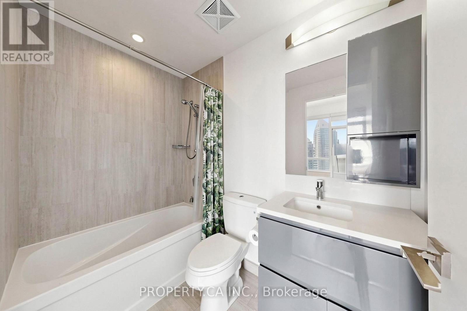 2203 - 36 Park Lawn Road, Toronto, Ontario  M8V 0E5 - Photo 18 - W13472278