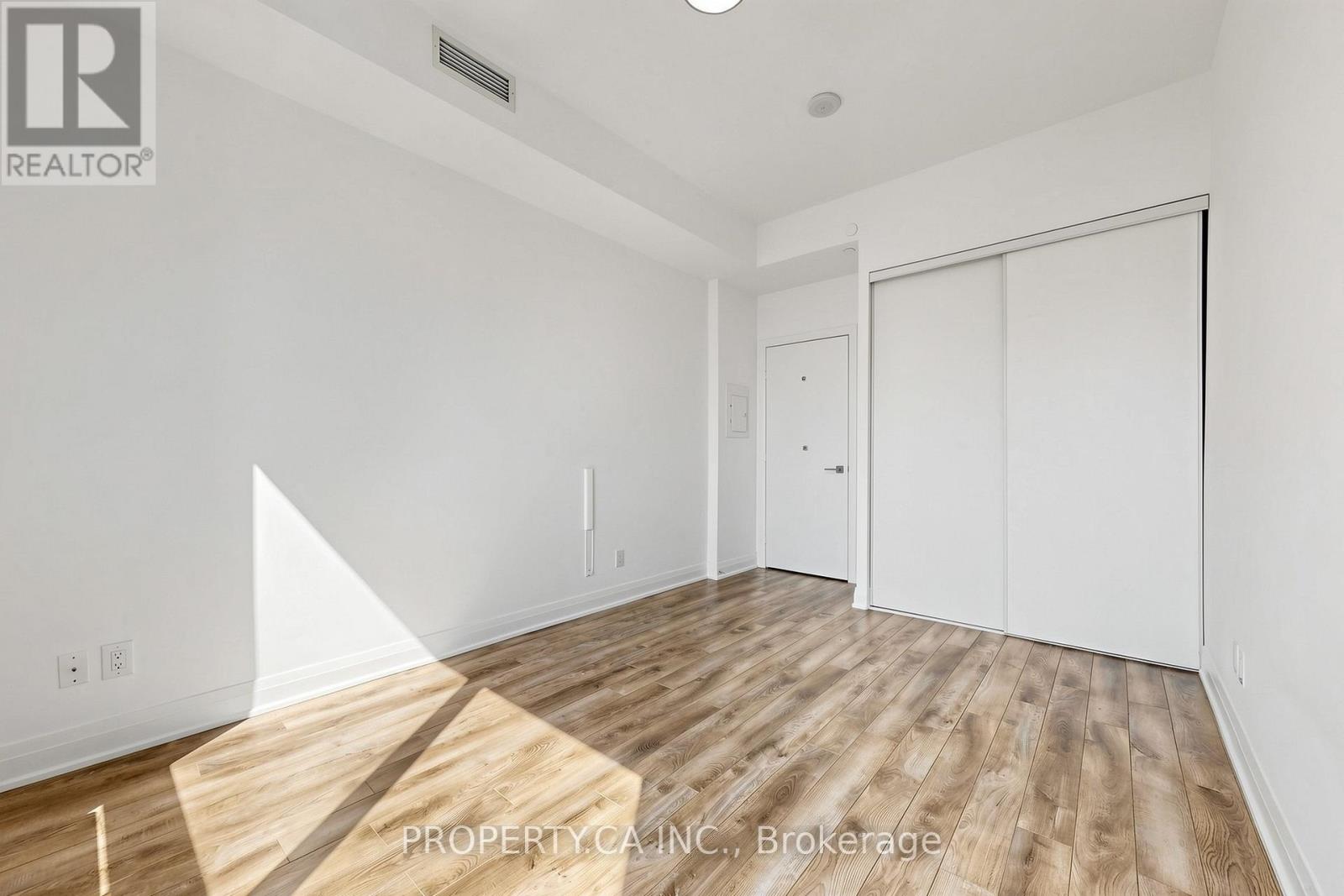 2203 - 36 Park Lawn Road, Toronto, Ontario  M8V 0E5 - Photo 21 - W13472278