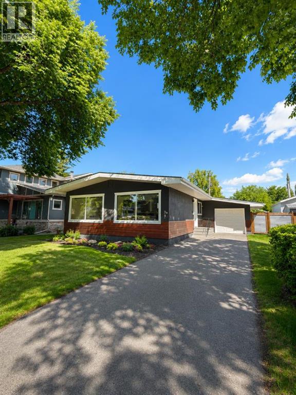 38 Westwood Drive SW, Calgary, Alberta