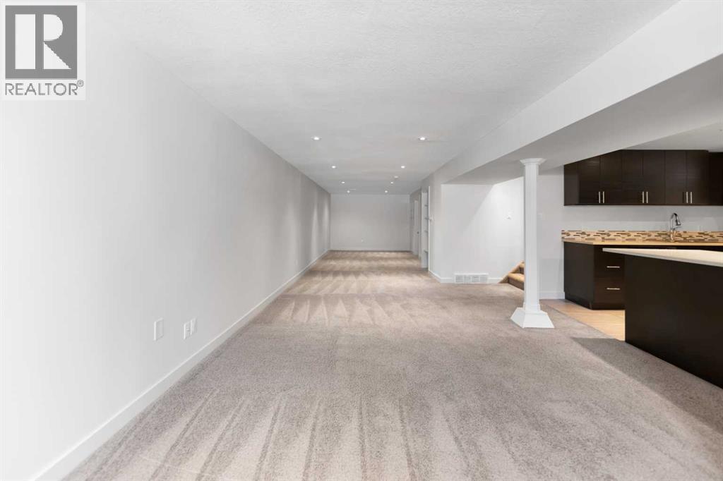 38 Westwood Drive SW, Calgary, Alberta  T3C 2V7 - Photo 28 - A2308408