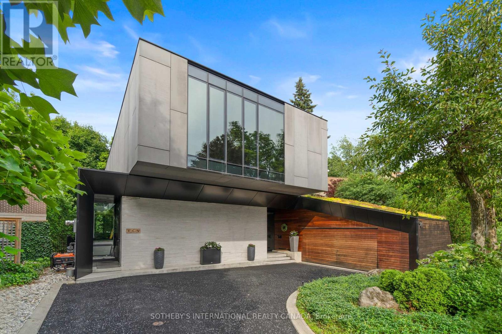 95 Riverview Drive, Toronto, Ontario  M4N 3C6 - Photo 2 - C13471658