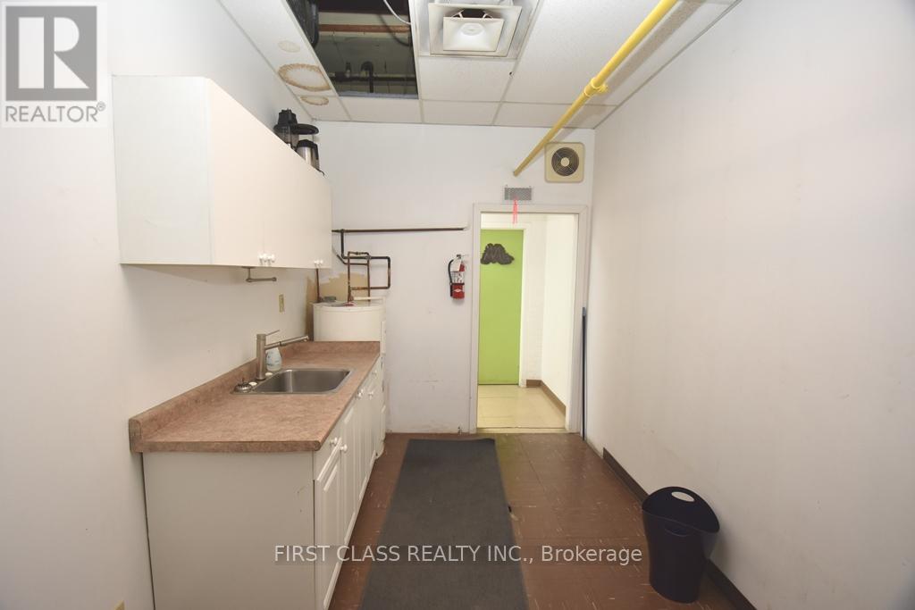 2 - 3 Carlaw Avenue, Toronto, Ontario  M4M 2R6 - Photo 12 - E12779934