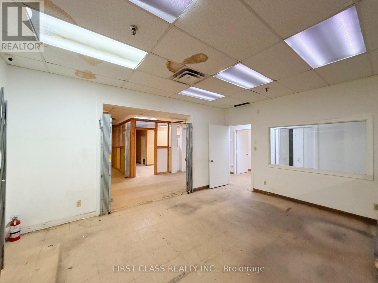 2 - 3 Carlaw Avenue, Toronto, Ontario  M4M 2R6 - Photo 22 - E12779934