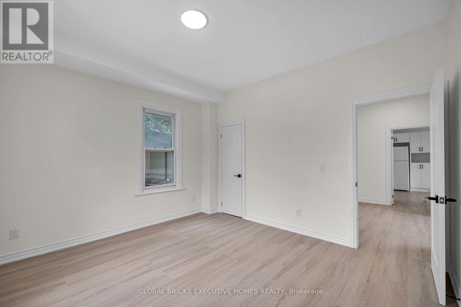 Unit B - 108 Lindsay Street S, Kawartha Lakes, Ontario K9V 2M6 - Photo 6 - X13472330