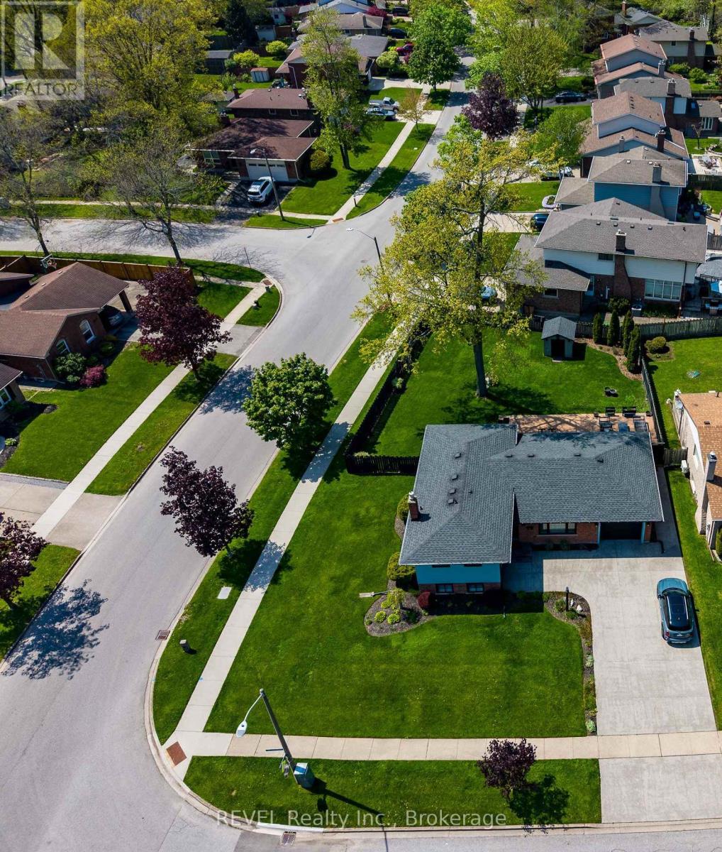 2675 Woodfield Avenue, Niagara Falls, Ontario  L2J 3A9 - Photo 4 - X13220100