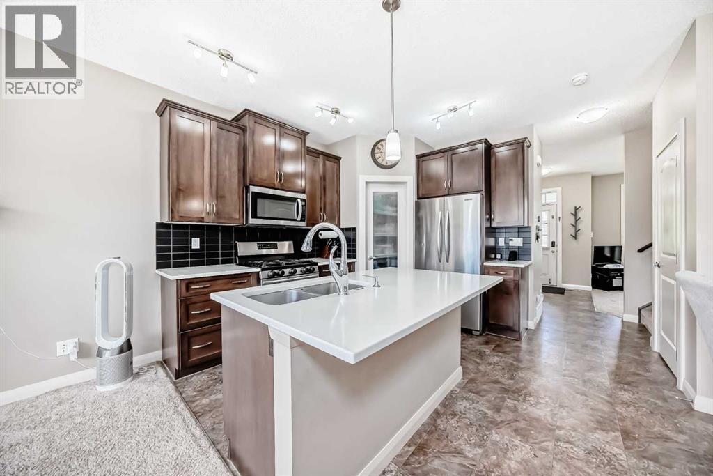 176 Evanspark Gardens, Calgary, Alberta  T3P 0G7 - Photo 4 - A2321383