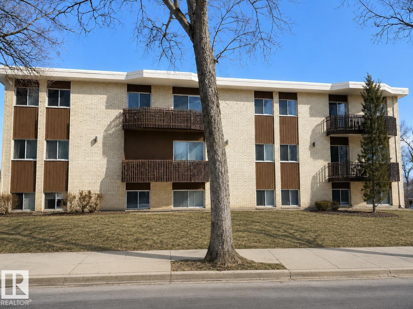 11907 81 ST NW, edmonton, Alberta