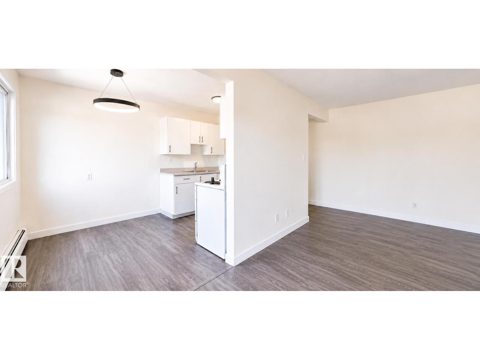 11907 81 St Nw, Edmonton, Alberta  T5B 2S7 - Photo 11 - E4495003