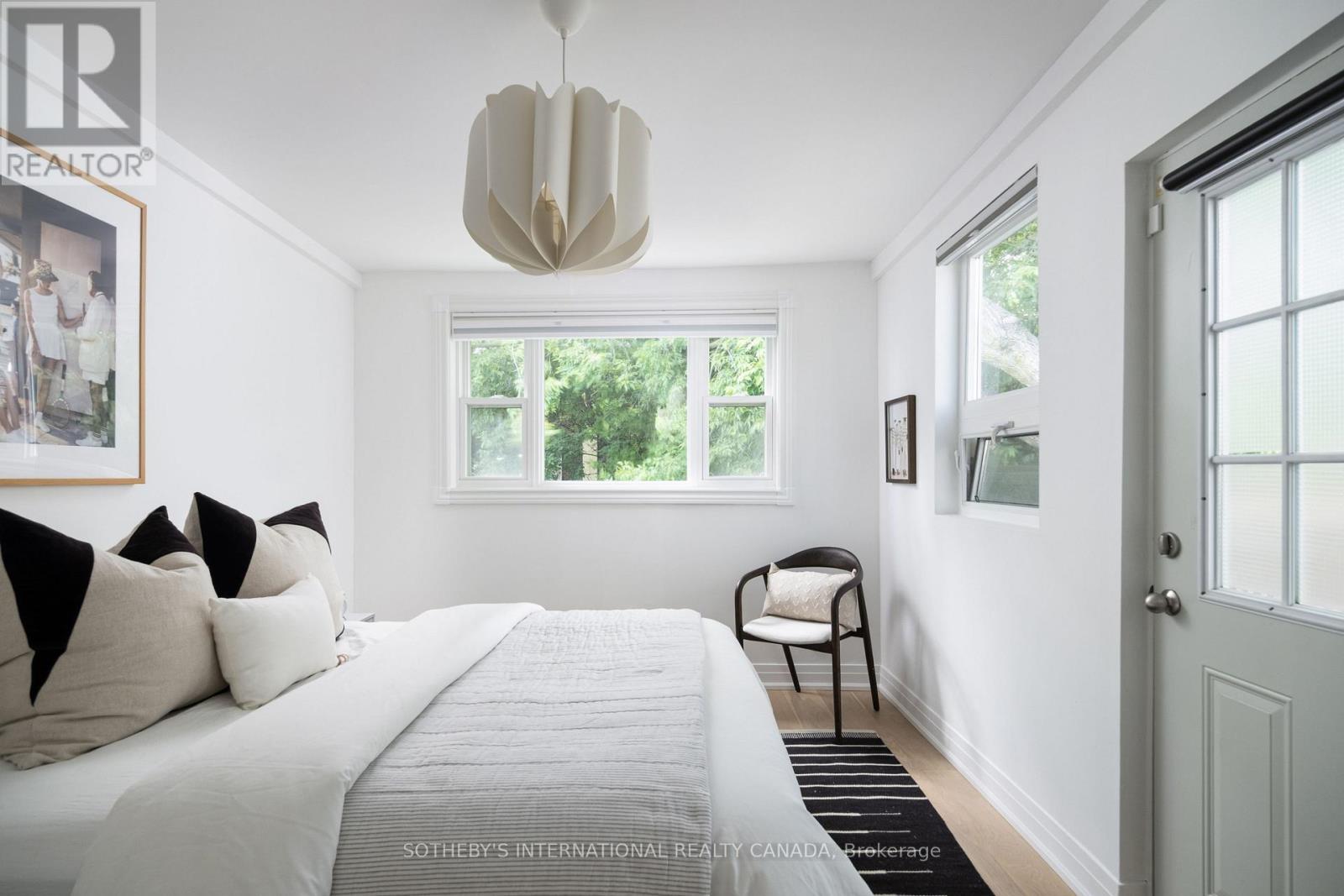 22 Connaught Avenue, Toronto, Ontario M4L 2V9 - Photo 17 - E13457150