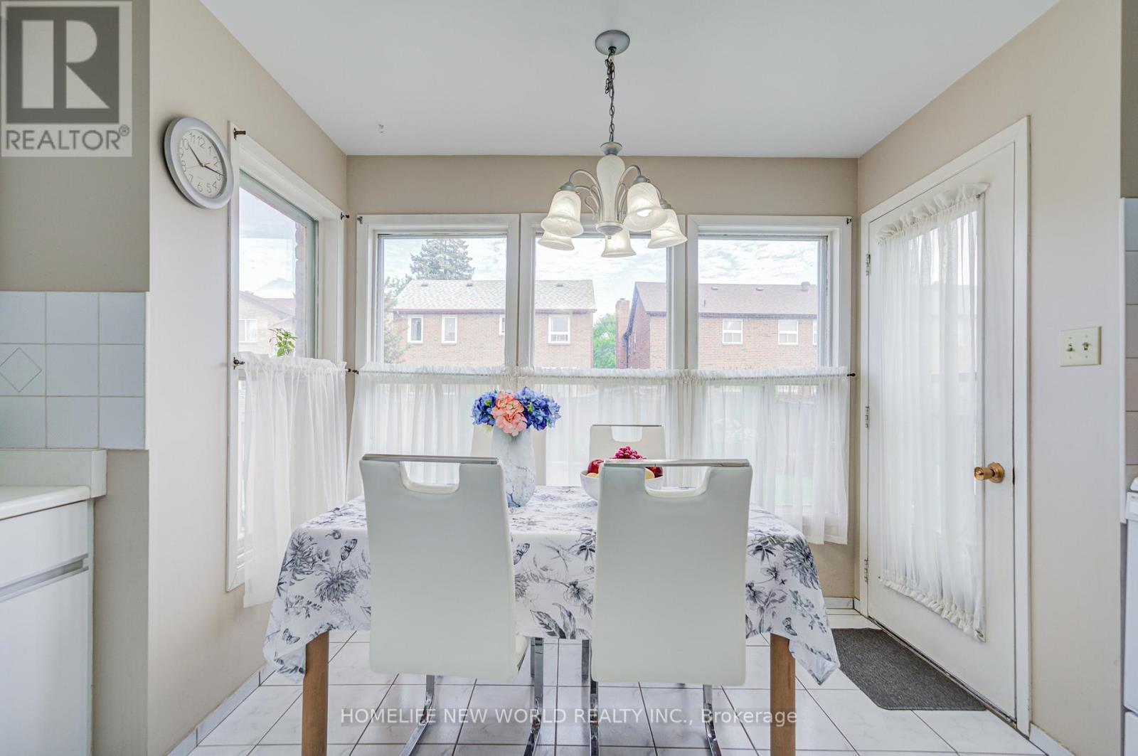 129 Sandyhook Square, Toronto, Ontario  M1W 3N5 - Photo 20 - E13461216