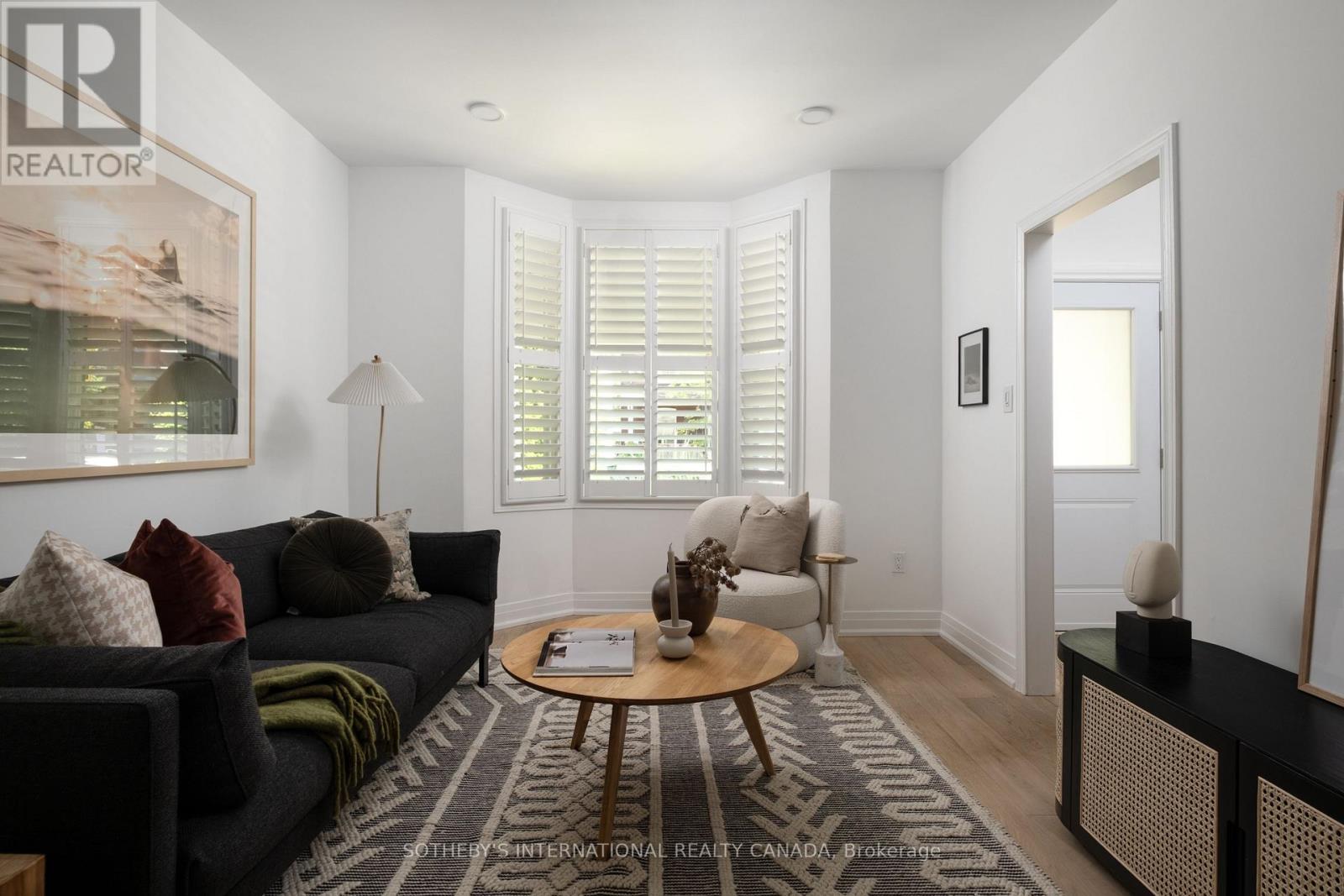 22 Connaught Avenue, Toronto, Ontario M4L 2V9 - Photo 6 - E13457150