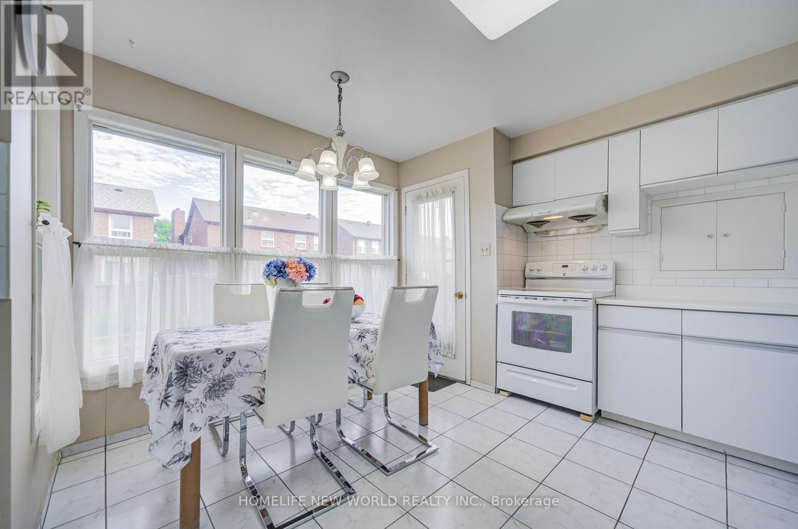 129 Sandyhook Square, Toronto, Ontario  M1W 3N5 - Photo 19 - E13461216