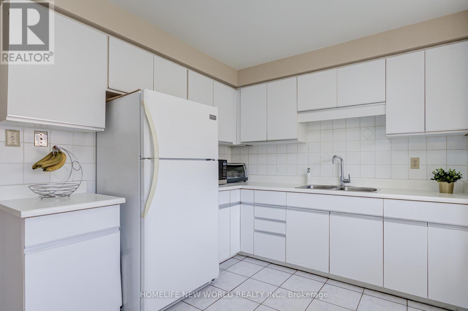 129 Sandyhook Square, Toronto, Ontario  M1W 3N5 - Photo 22 - E13461216