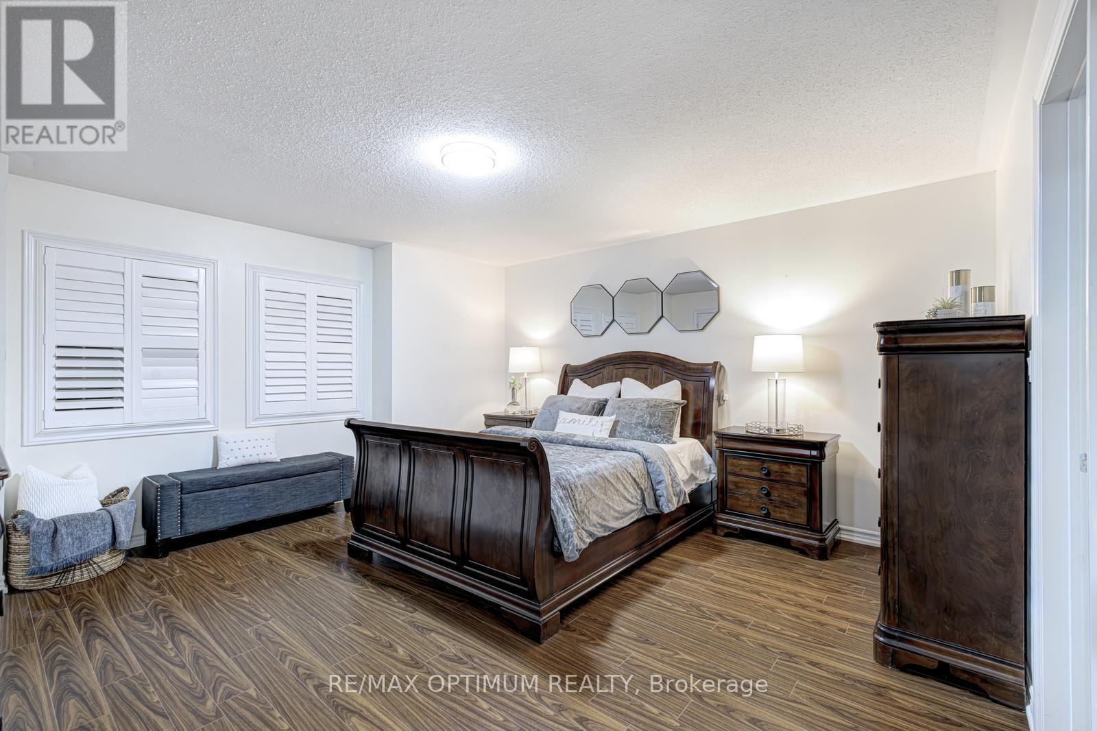 19 Teal Crest Circle, Brampton, Ontario  L6X 2Z6 - Photo 33 - W13109510