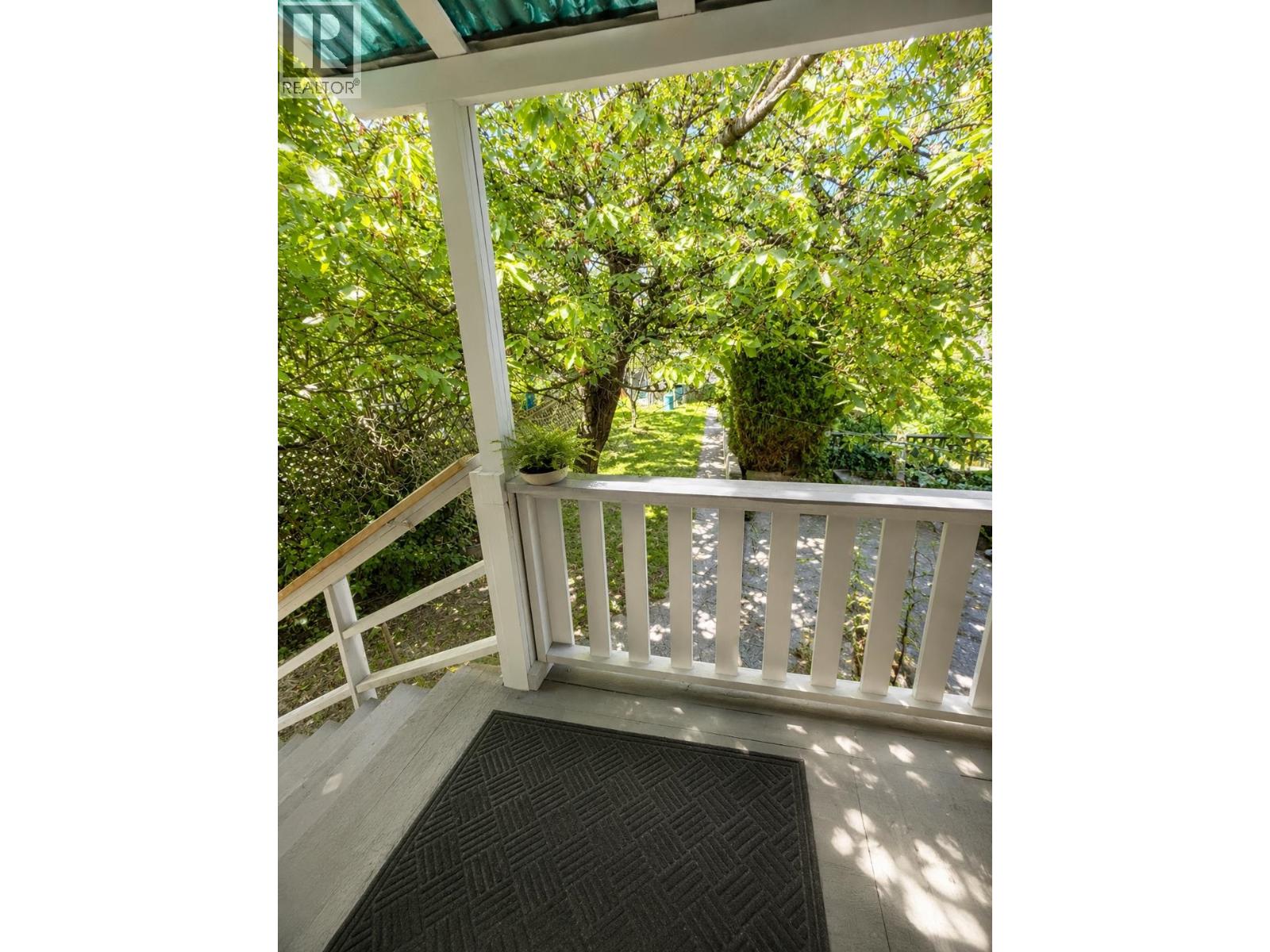 3141 E Broadway, Vancouver, British Columbia  V5M 1Z7 - Photo 9 - R3130424
