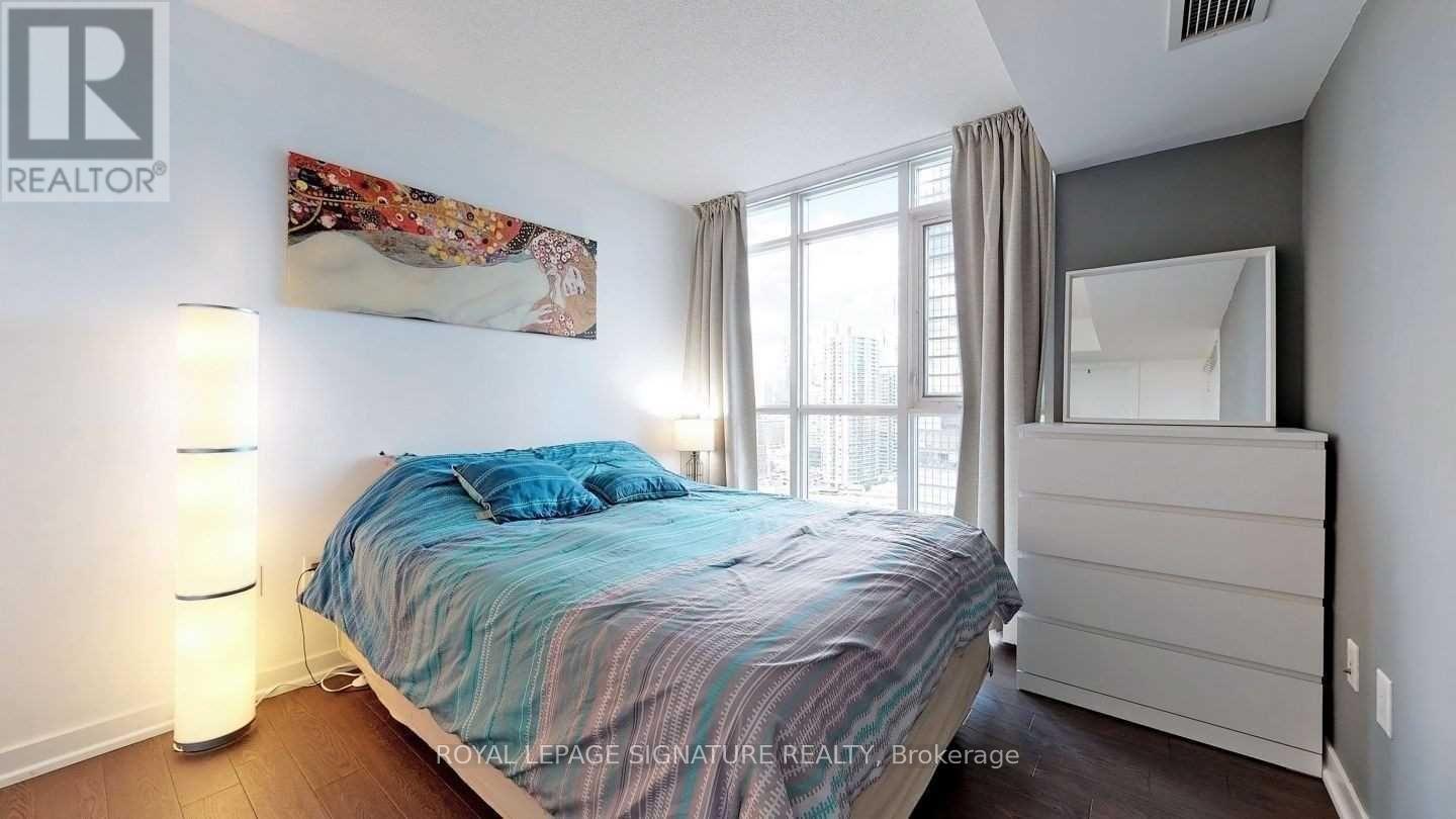 2306 - 15 Iceboat Terrace, Toronto, Ontario  M5V 4A5 - Photo 8 - C13472374