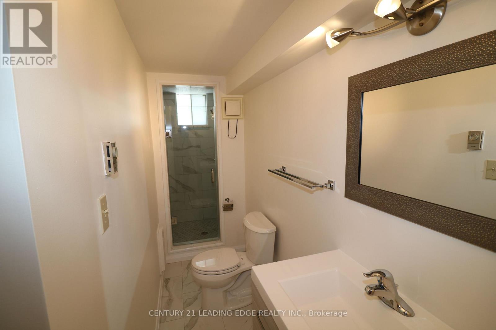 Bsmt - 263 Ingleton Boulevard, Toronto, Ontario  M1V 2A3 - Photo 10 - E13472358
