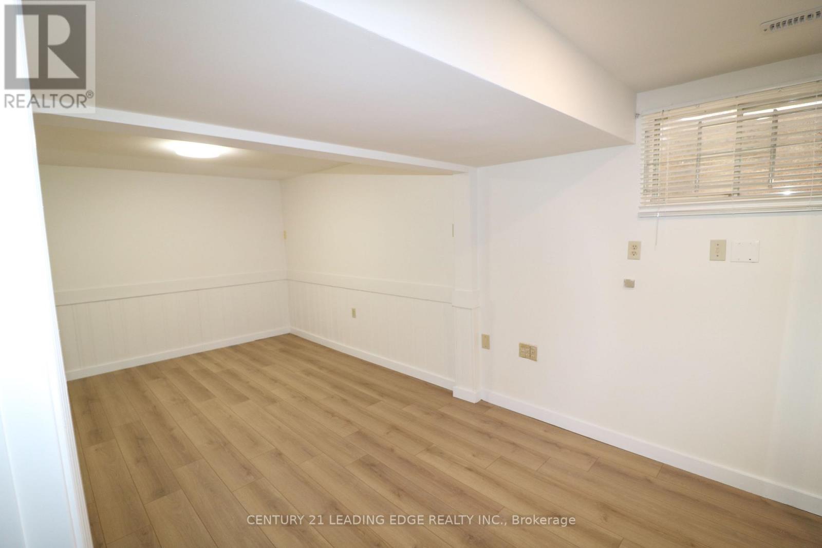 Bsmt - 263 Ingleton Boulevard, Toronto, Ontario  M1V 2A3 - Photo 13 - E13472358