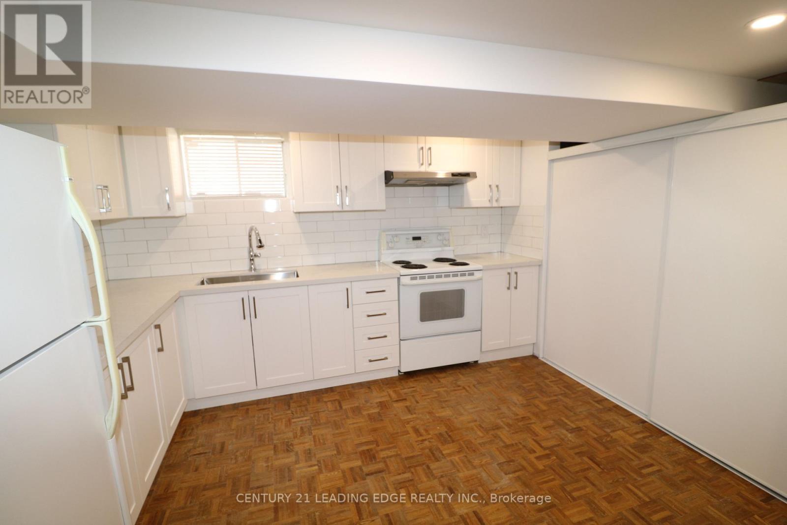 Bsmt - 263 Ingleton Boulevard, Toronto, Ontario  M1V 2A3 - Photo 8 - E13472358