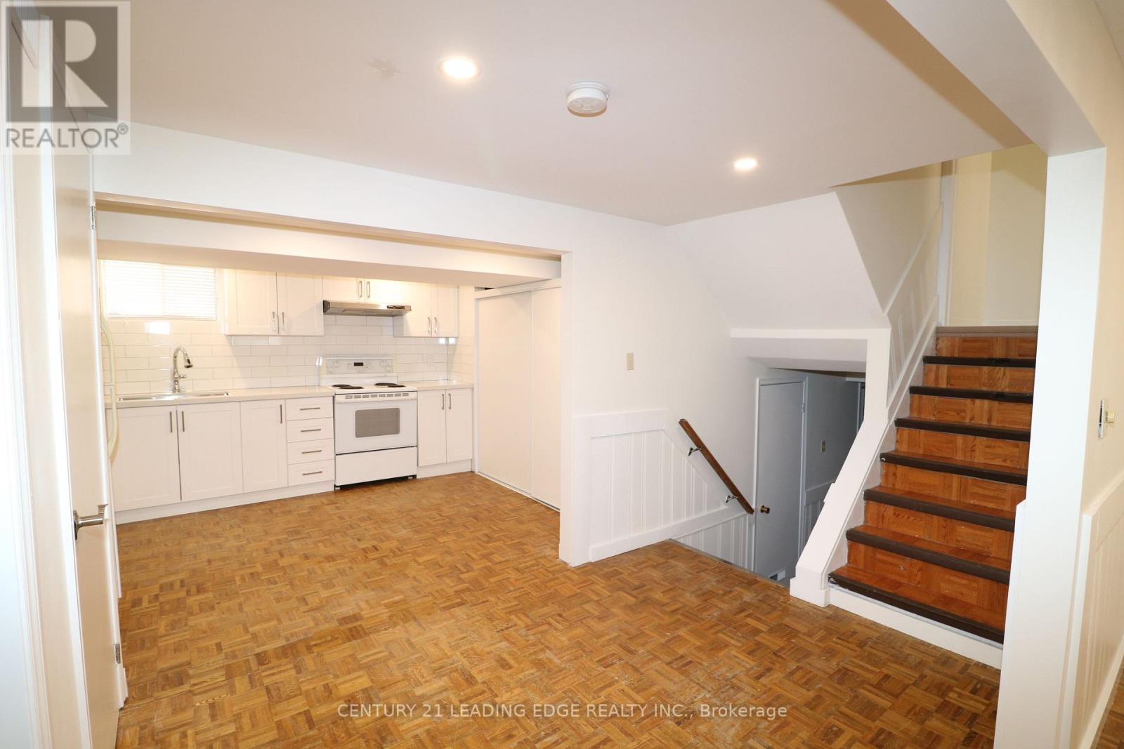 Bsmt - 263 Ingleton Boulevard, Toronto, Ontario  M1V 2A3 - Photo 9 - E13472358