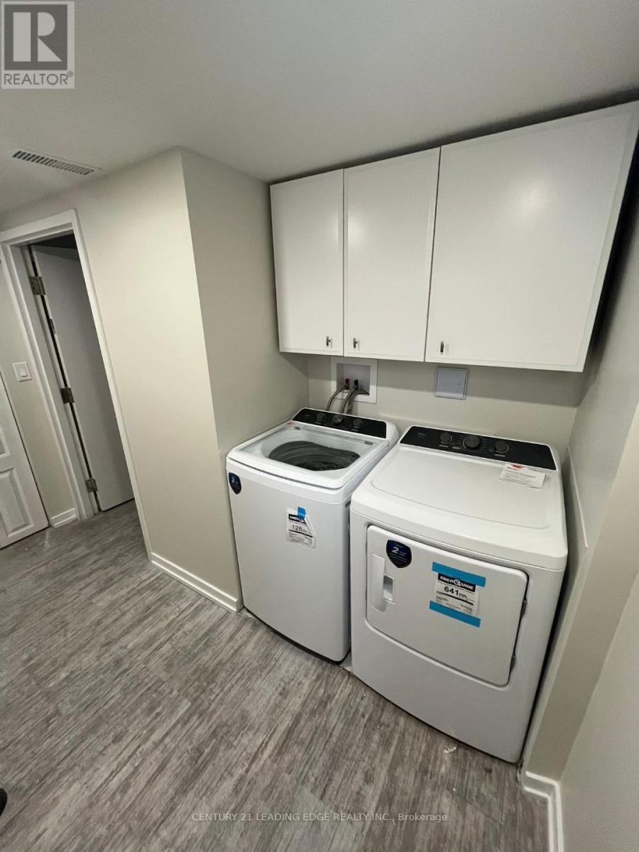 105 Wye Valley Road, Toronto, Ontario  M1P 2A7 - Photo 12 - E13472398
